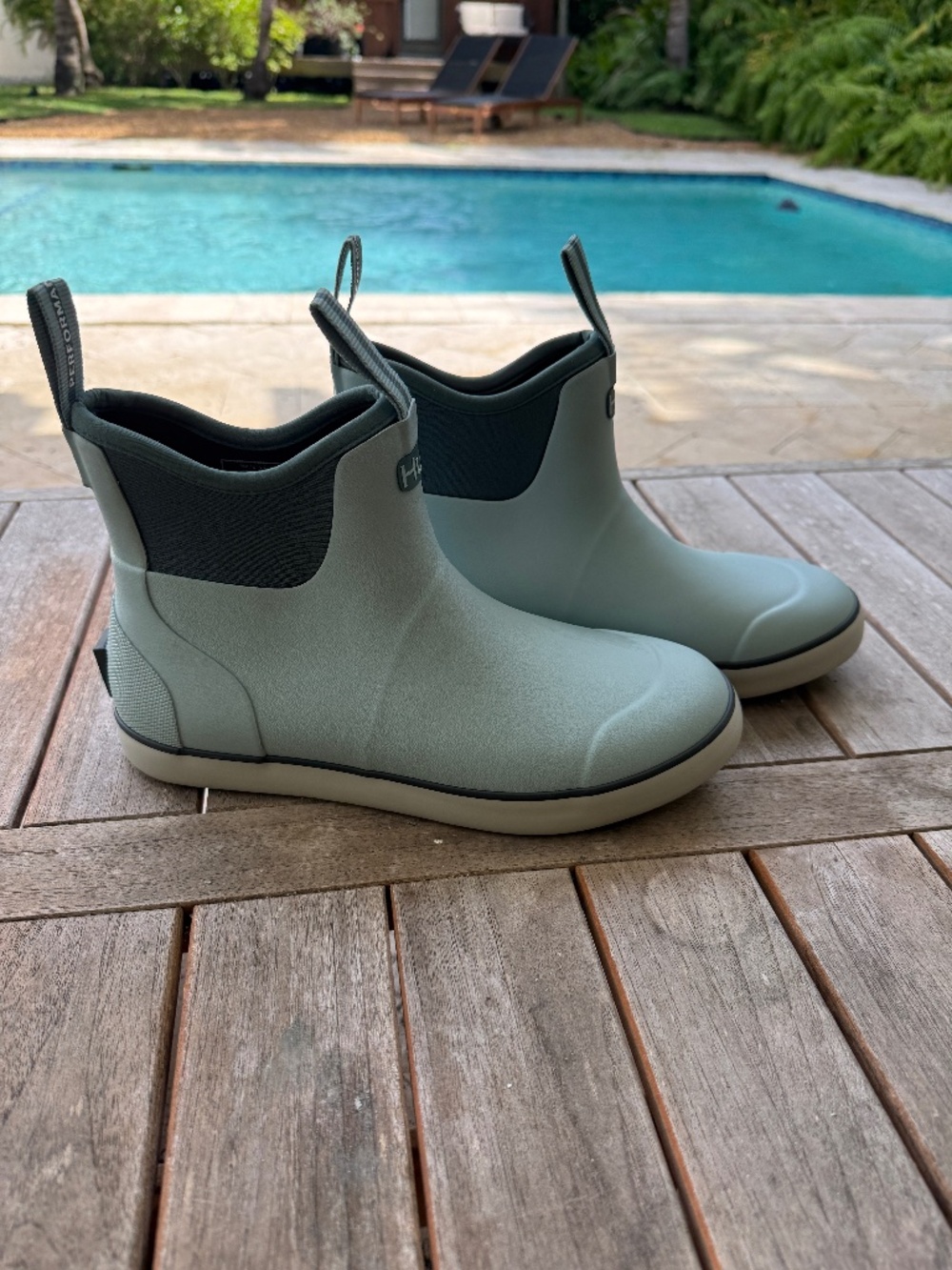 HUK Womens Rogue Wave Boots